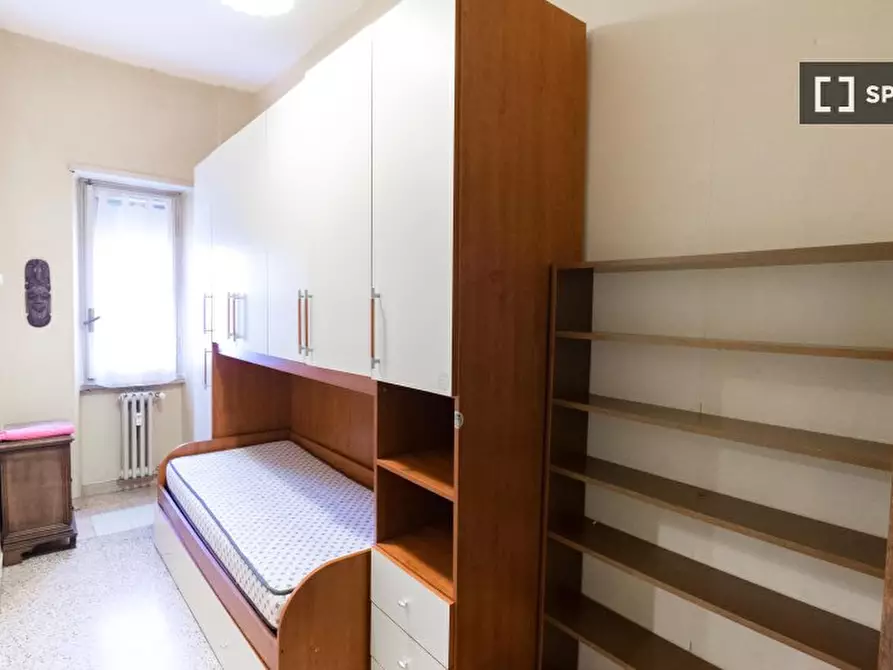 Immagine 1 di Camera condivisa in affitto  in Piazza San Giovanni Bosco a Roma