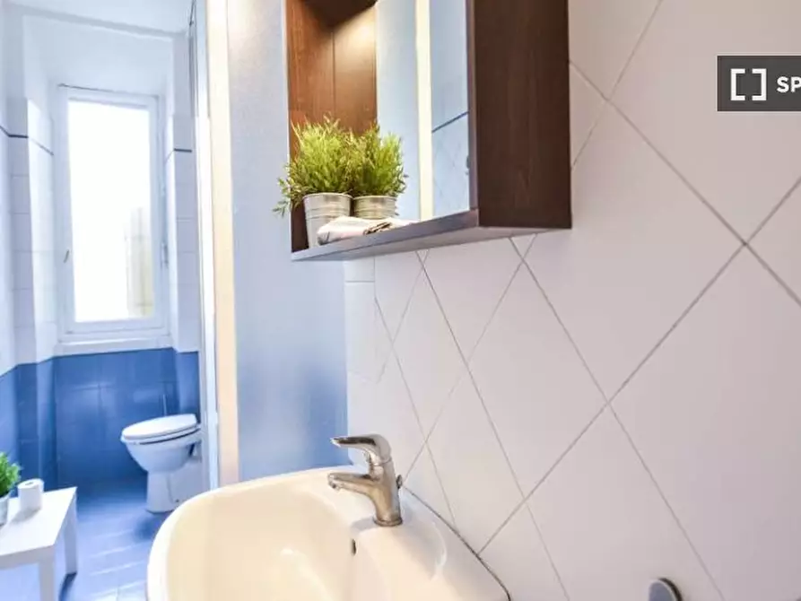 Immagine 6 di Camera condivisa in affitto  in Via San Secondo a Torino