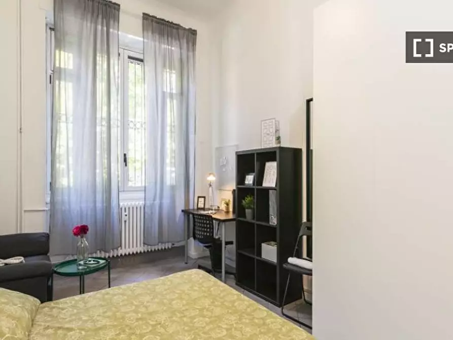 Immagine 3 di Camera condivisa in affitto  in Via Lipari a Milano