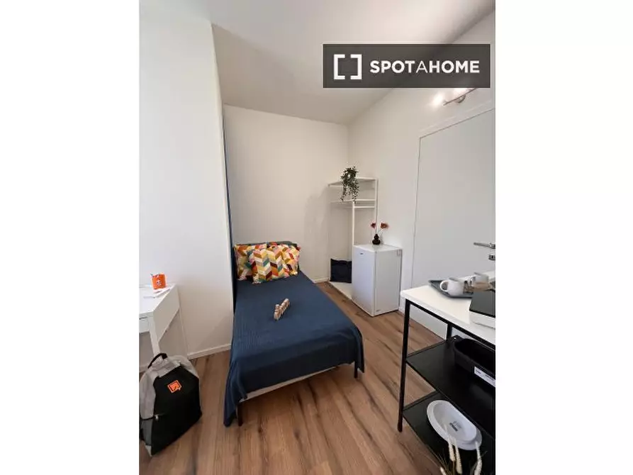 Immagine 18 di Camera condivisa in affitto  in Fabio Filzi a Trento