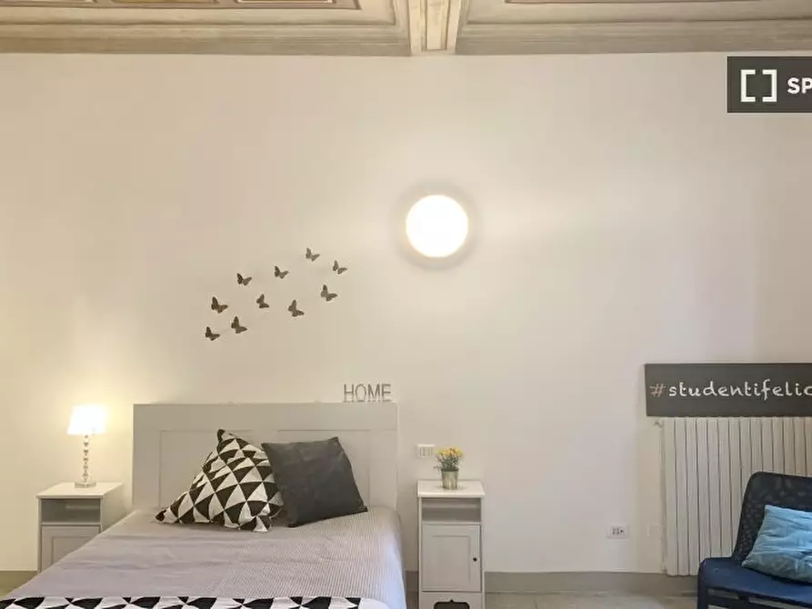 Immagine 7 di Camera condivisa in affitto  in VIA S. ANTONINO (1) a Firenze