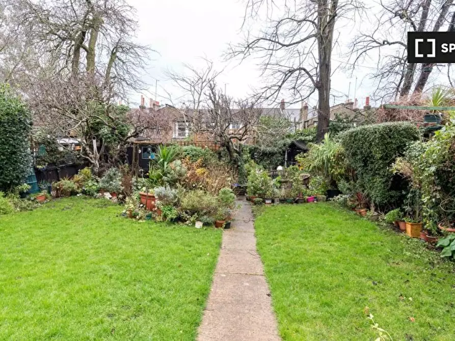 Immagine 15 di Appartamento in affitto  in C Ommaney Rd a Lewisham