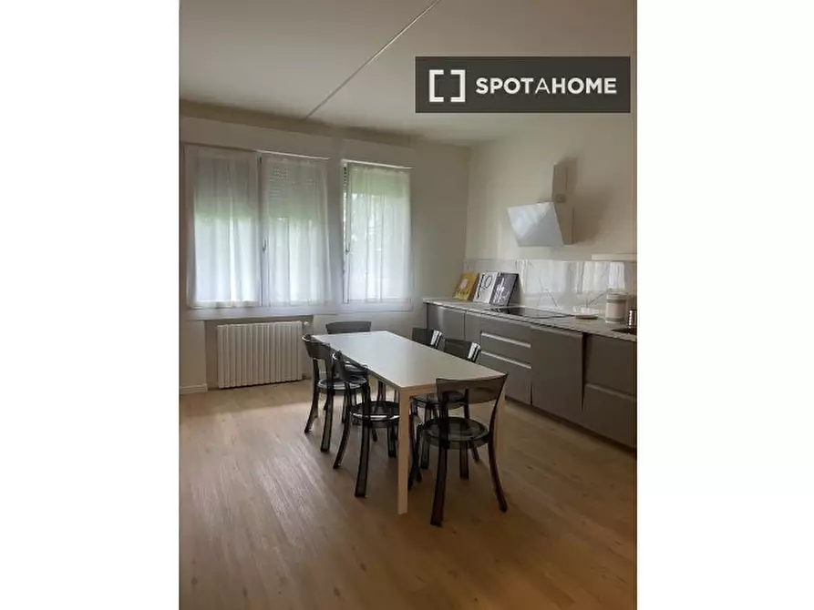 Immagine 8 di Camera condivisa in affitto  in Via Domenico Turazza a Padova