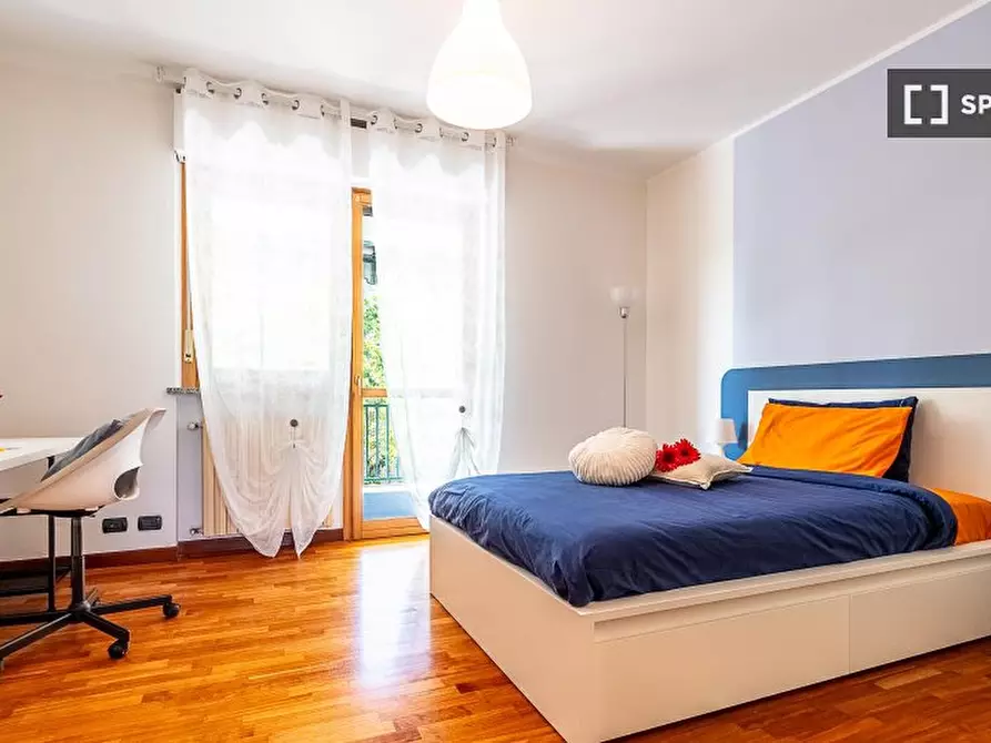 Immagine 1 di Camera condivisa in affitto  in Corso Tortona n. a Torino