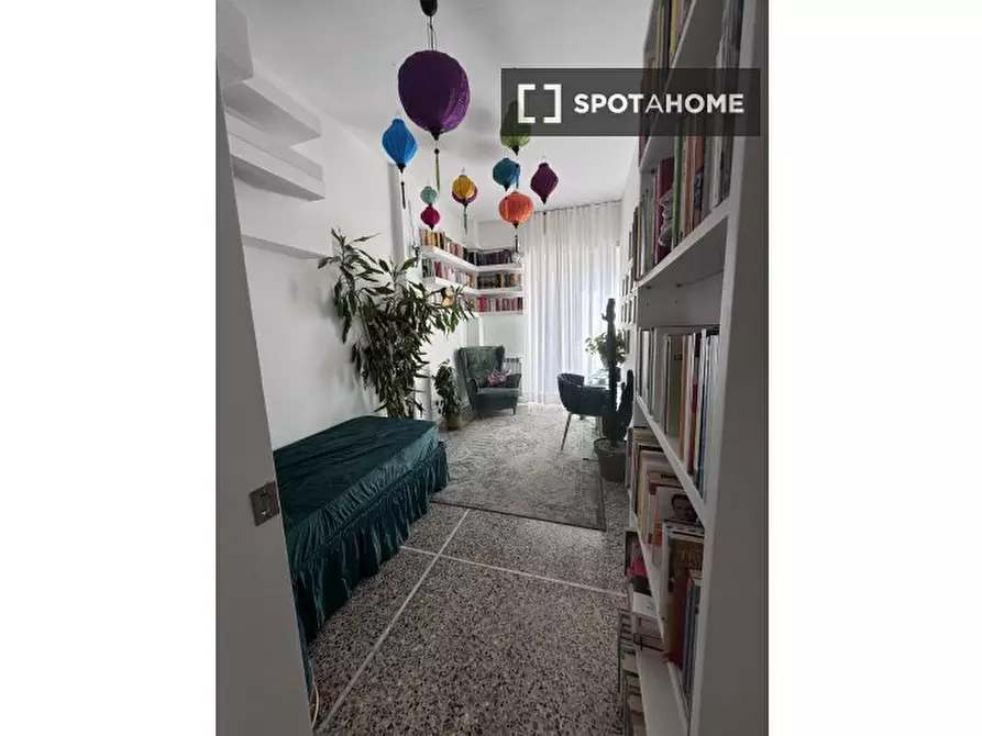 Immagine 15 di Appartamento in affitto  in Via Tolero a Roma