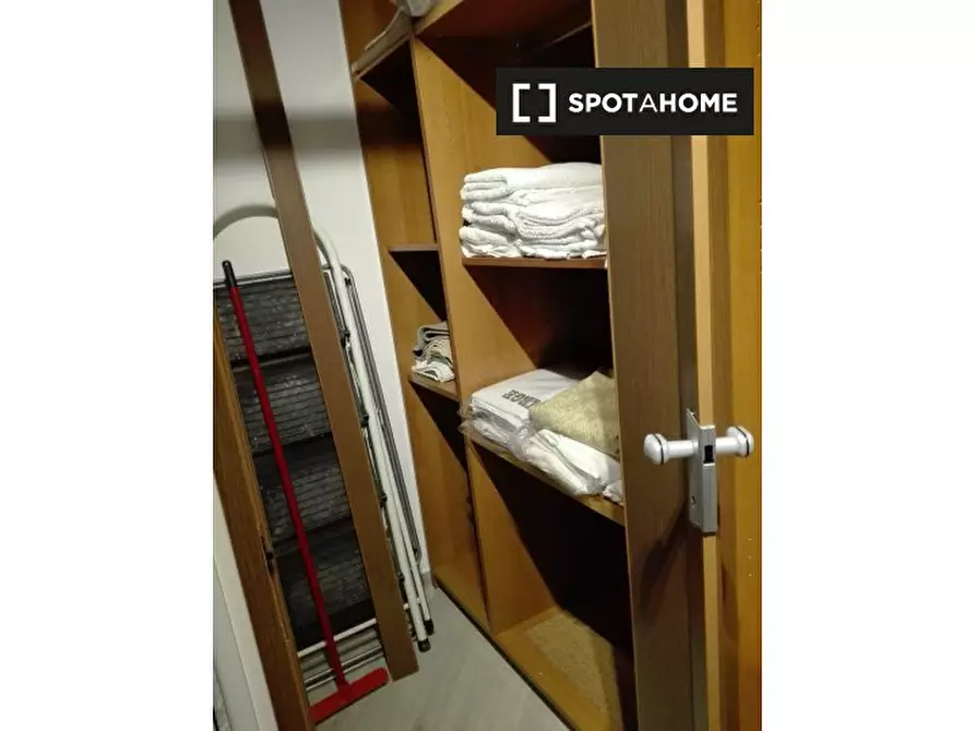 Immagine 16 di Appartamento in affitto  in Via Gambasca a Roma