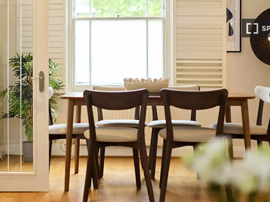 Immagine 5 di Appartamento in affitto  in Huxley Street a Kensington
