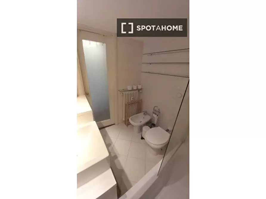 Immagine 4 di Appartamento in affitto  in Viale Sabotino a Milano