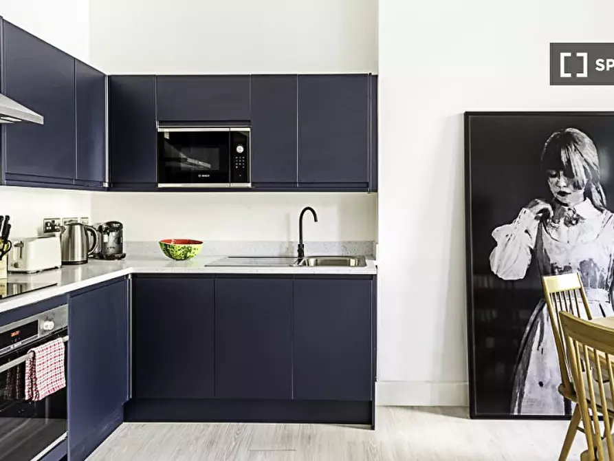 Immagine 17 di Appartamento in affitto  in -34 Philbeach Gardens a Kensington