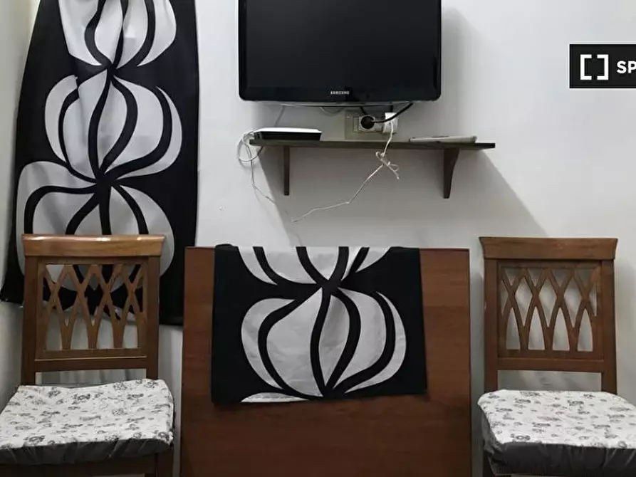 Immagine 6 di Appartamento in affitto  in Via Porta S. Gennaro a Napoli