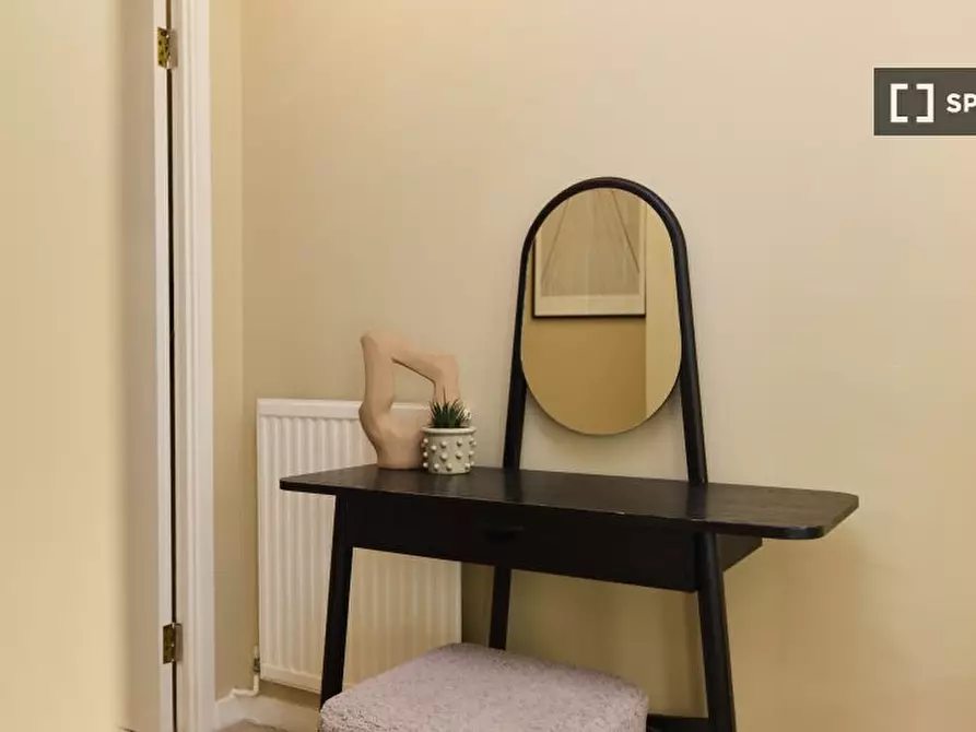 Immagine 17 di Appartamento in affitto  in Brompton Park Cres a Hammersmith