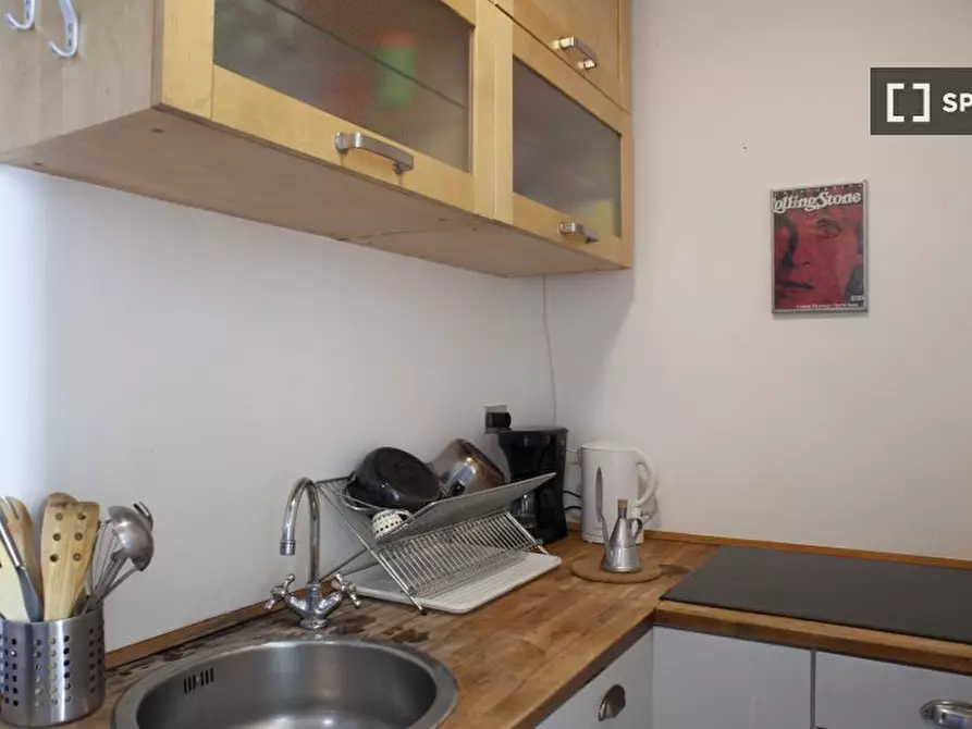 Immagine 9 di Ufficio in affitto  in Via Morimondo a Milano