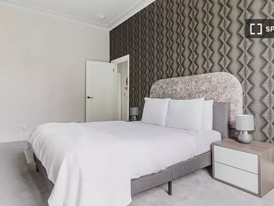 Immagine 14 di Appartamento in affitto  in Elgin Cres a Kensington