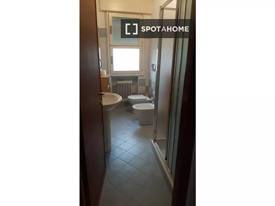 Immagine 15 di Camera condivisa in affitto  in Via Zara a Padova