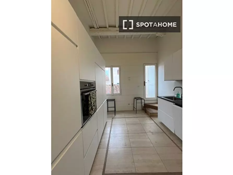 Immagine 7 di Appartamento in affitto  in Via della Vigna Nuova a Firenze