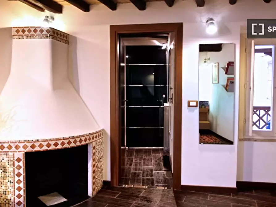 Immagine 7 di Appartamento in affitto  in Via dei Giubbonari a Roma