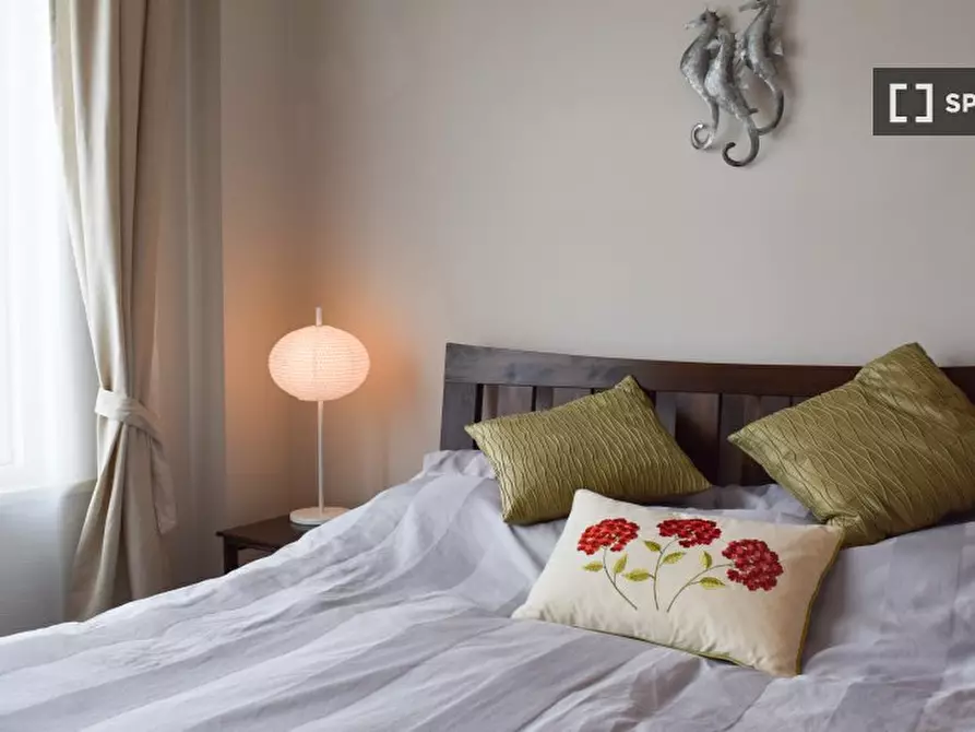 Immagine 9 di Appartamento in affitto  in Galena Road a Hammersmith