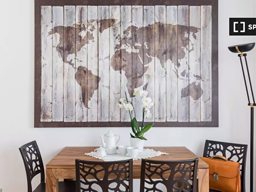 Immagine 5 di Appartamento in affitto  in Via del Boschetto a Roma