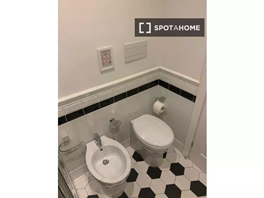 Immagine 11 di Appartamento in affitto  in Via Giuseppe Verdi a Firenze
