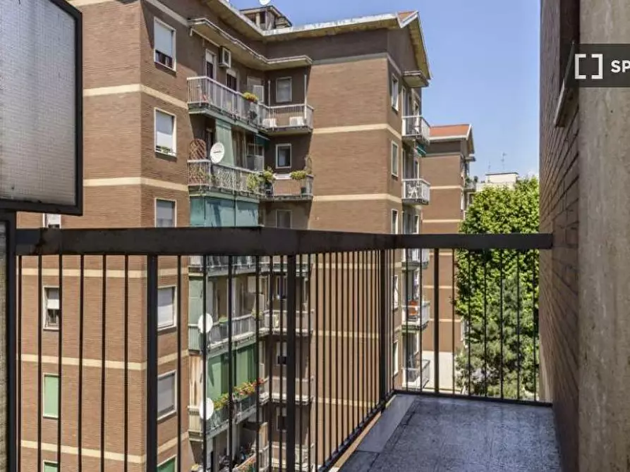 Immagine 16 di Camera condivisa in affitto  in Via Sulmona a Milano