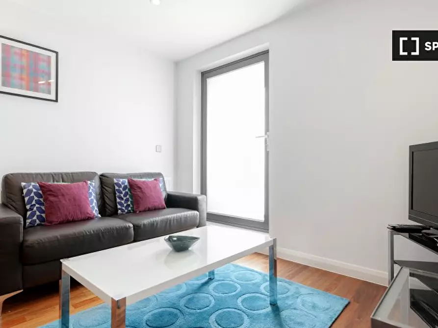 Immagine 3 di Appartamento in affitto  in Stanley Rd a Merton