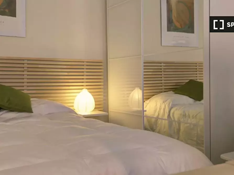 Immagine 11 di Ufficio in affitto  in Corte de Galluzzi a Bologna