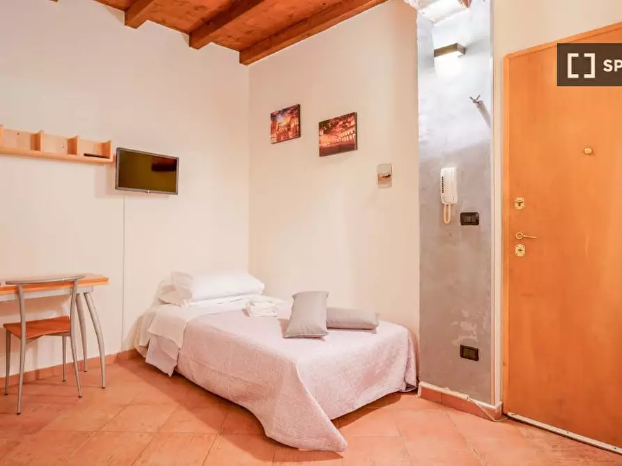 Immagine 10 di Ufficio in affitto  in Via Mirasole a Bologna