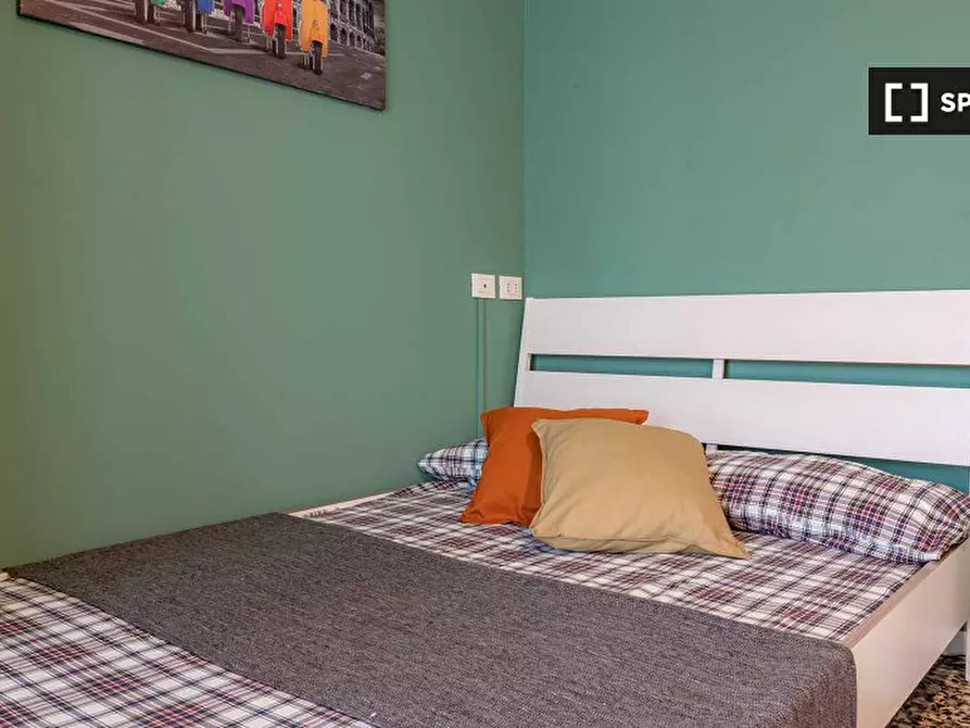 Immagine 3 di Camera condivisa in affitto  in Viale Sarca a Milano