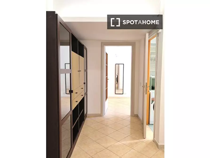 Immagine 3 di Appartamento in affitto  in Via Conte di Carmagnola a Roma