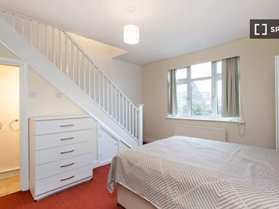 Immagine 15 di Camera condivisa in affitto  in CIRCLE GARDEN a Merton