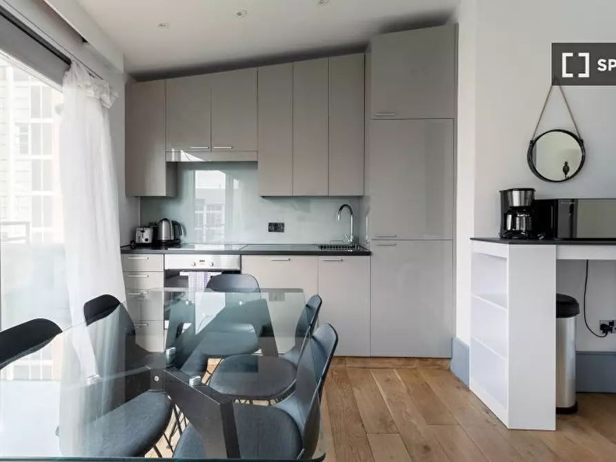 Immagine 9 di Appartamento in affitto  in Apartment a Kensington