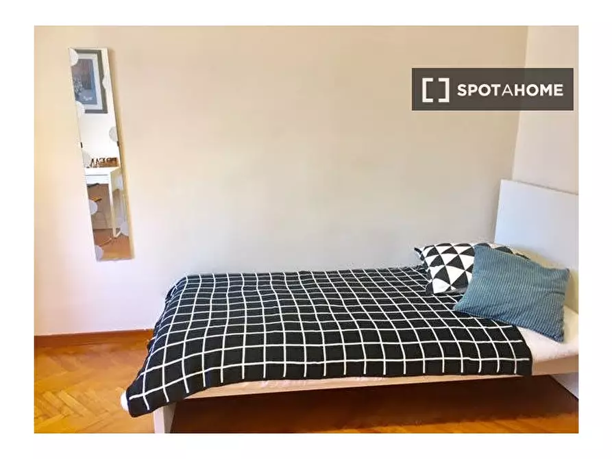 Immagine 3 di Camera condivisa in affitto  in VIA CASTELFIDARDO a Firenze