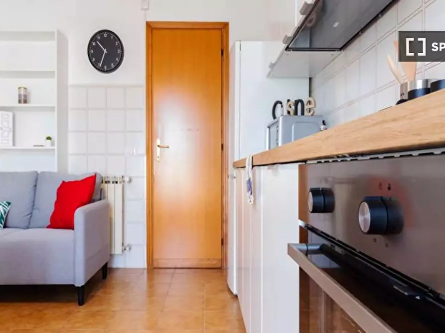 Immagine 17 di Camera condivisa in affitto  in Via dei Missaglia a Milano