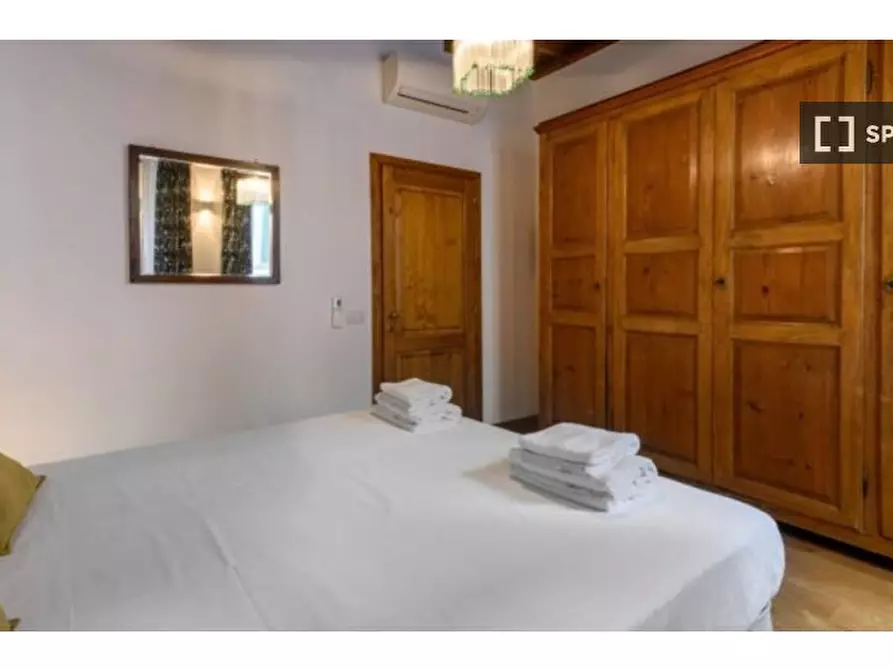 Immagine 11 di Appartamento in affitto  in Via del Porcellana a Firenze