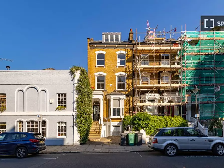 Immagine 11 di Appartamento in affitto  in Steele's Road a Camden Town