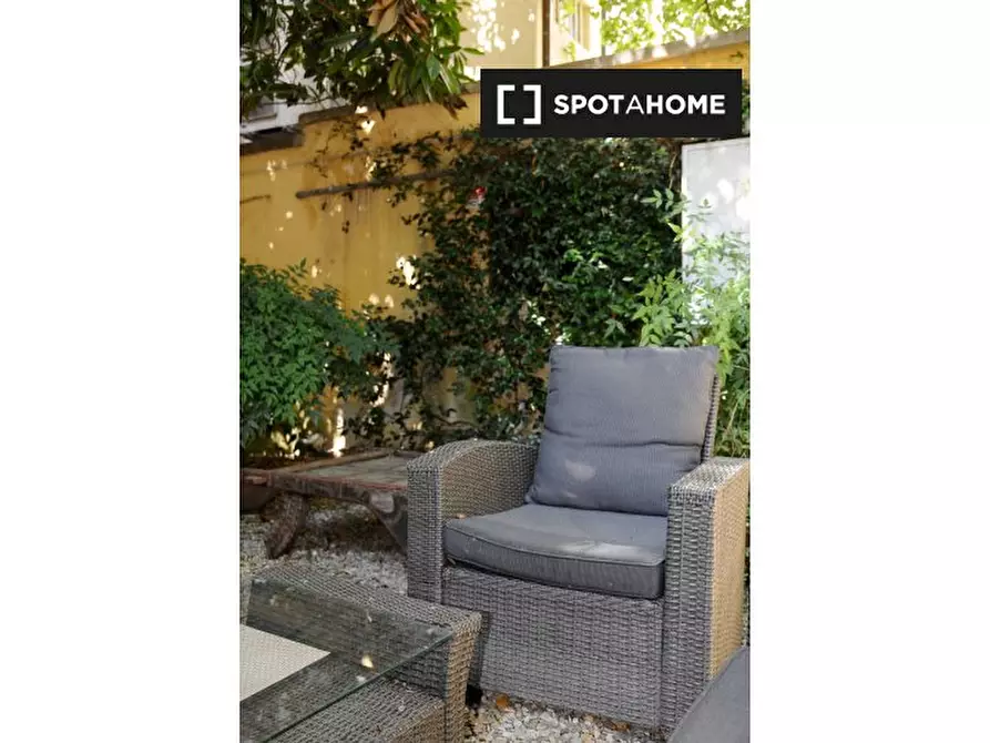 Immagine 17 di Appartamento in affitto  in Lungarno Amerigo Vespucci a Firenze