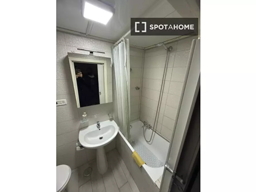 Immagine 15 di Ufficio in affitto  in Via Pietro Trinchera a Napoli