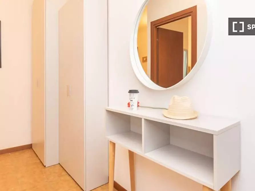 Immagine 19 di Camera condivisa in affitto  in Via dei Missaglia a Milano