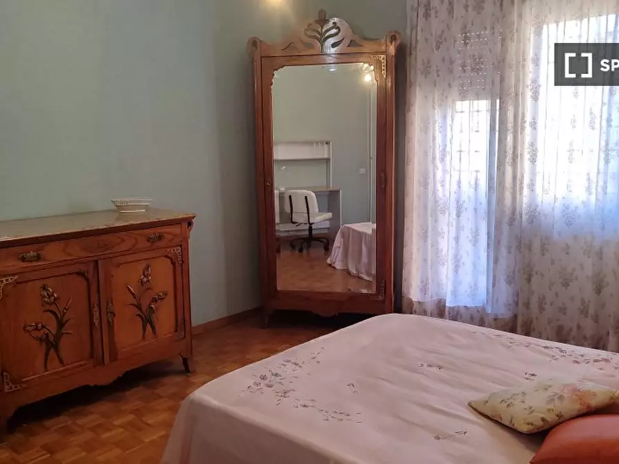 Immagine 7 di Camera condivisa in affitto  in Via Giuseppe Valmarana a Roma