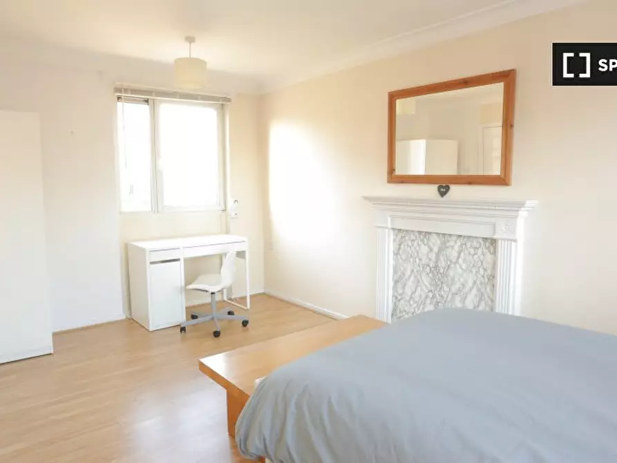 Immagine 2 di Camera condivisa in affitto  in Ivanhoe House a Poplar