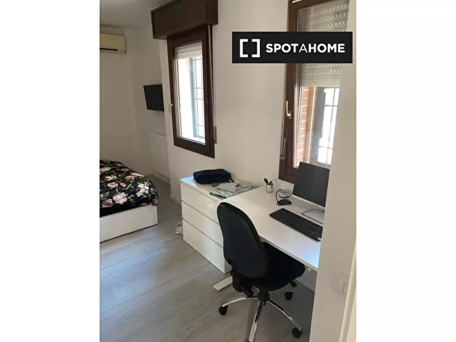 Immagine 14 di Appartamento in affitto  in Via Elio Bernardi a Bologna