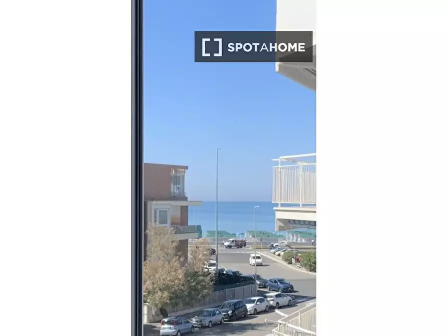 Immagine 1 di Appartamento in affitto  in Via delle Tartane a Roma