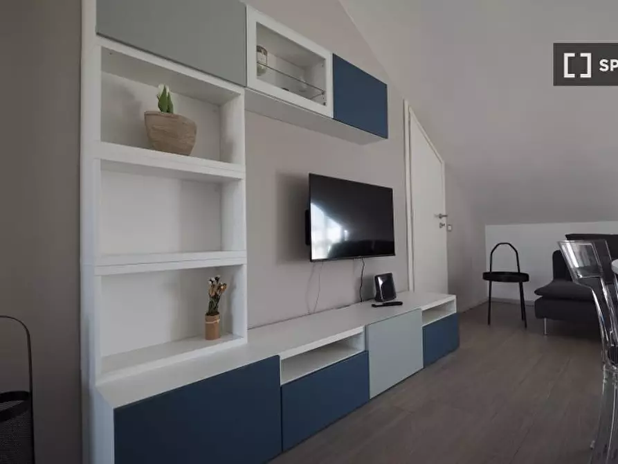 Immagine 8 di Camera condivisa in affitto  in Via Santa Chiara a Torino