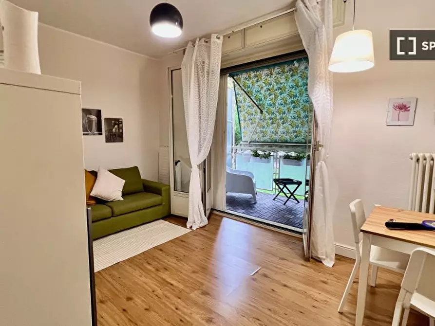 Immagine 8 di Appartamento in affitto  in Via Gattamelata a Milano