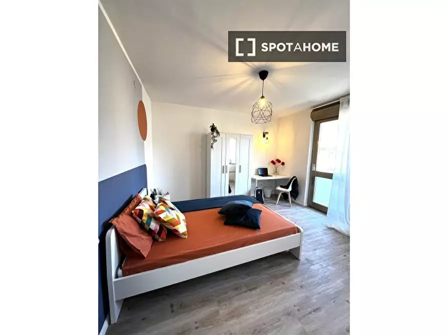 Immagine 1 di Camera condivisa in affitto  in Novembre 132 a Trento