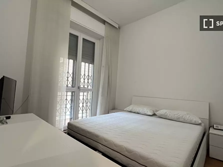Immagine 5 di Appartamento in affitto  in Via Alberto Caroncini a Milano