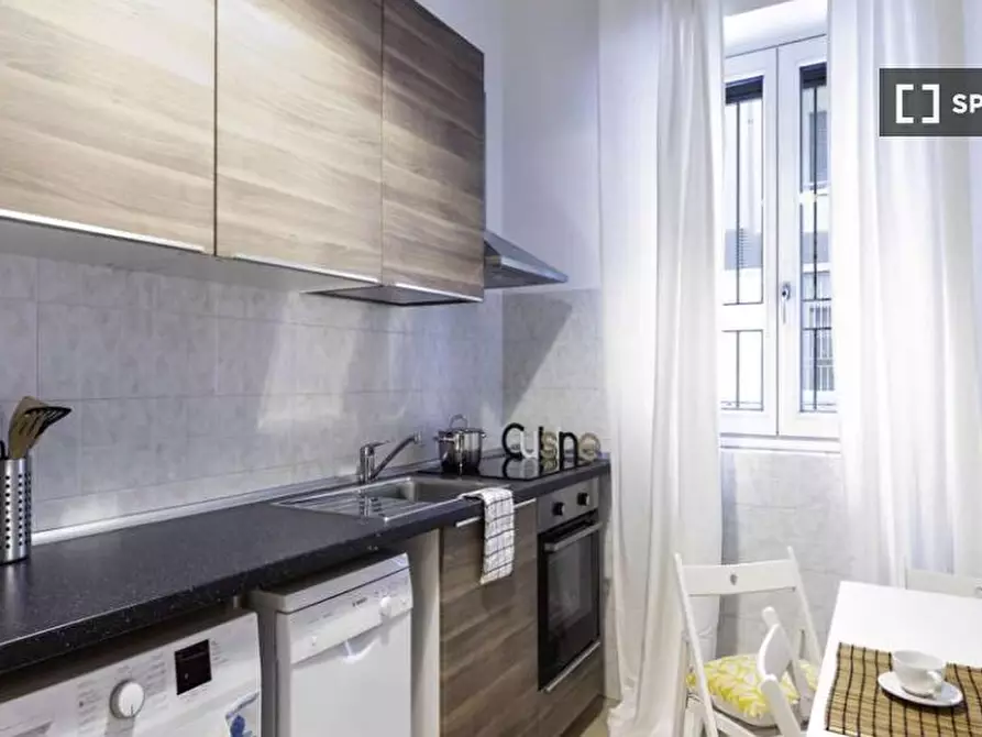 Immagine 9 di Camera condivisa in affitto  in Corso Vercelli a Milano