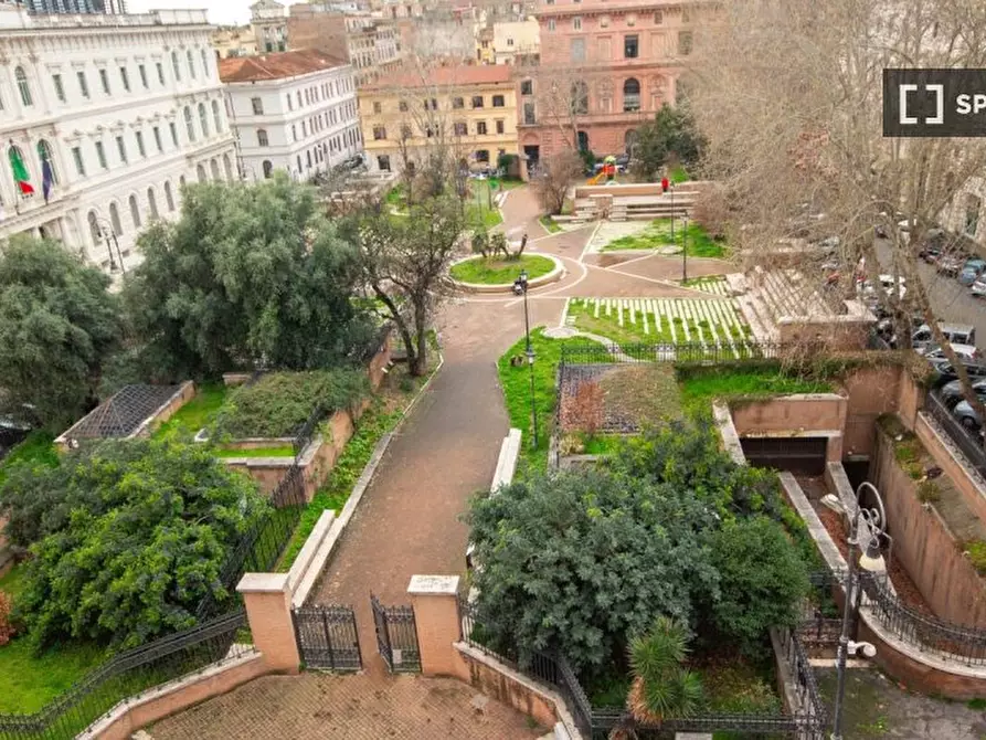 Immagine 7 di Appartamento in affitto  in Piazza Dante a Roma