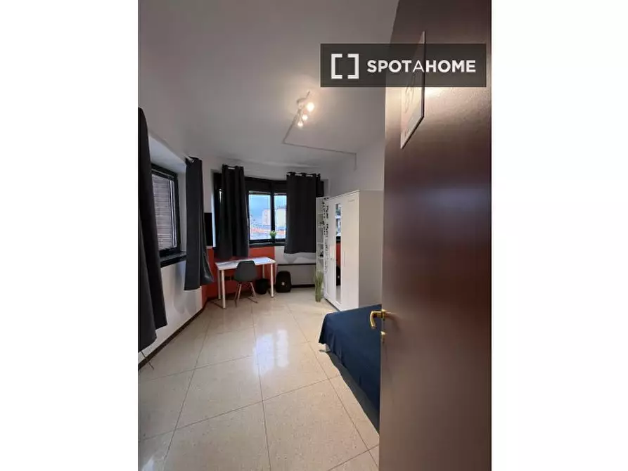 Immagine 1 di Camera condivisa in affitto  in Del Brennero a Trento