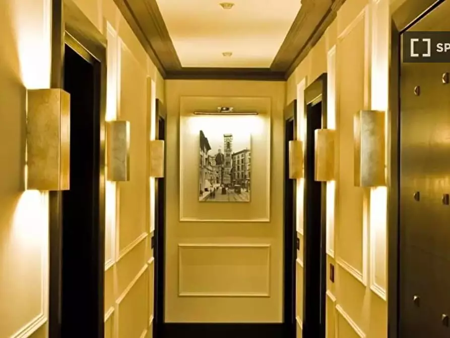 Immagine 8 di Camera condivisa in affitto  in Via dei Brunelleschi a Firenze